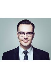 Bartosz Sierakowski.jpg Bartosz Sierakowski.jpg